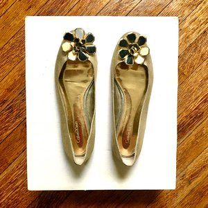 NWOT Calvin Klein Gold Silver Ballet Flats Shoes 6